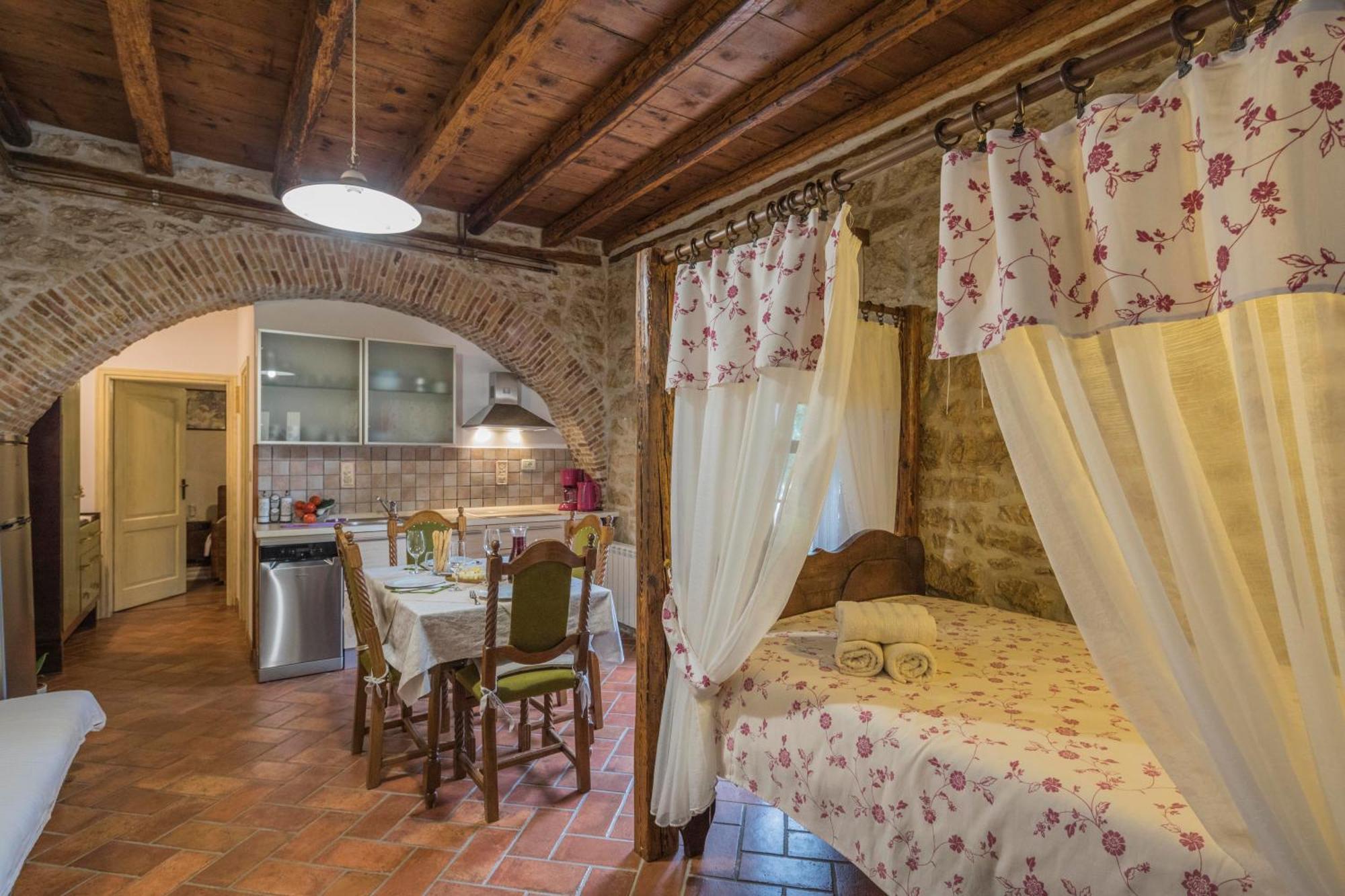 Rural Apartments Ritossa Vižinada Екстериор снимка