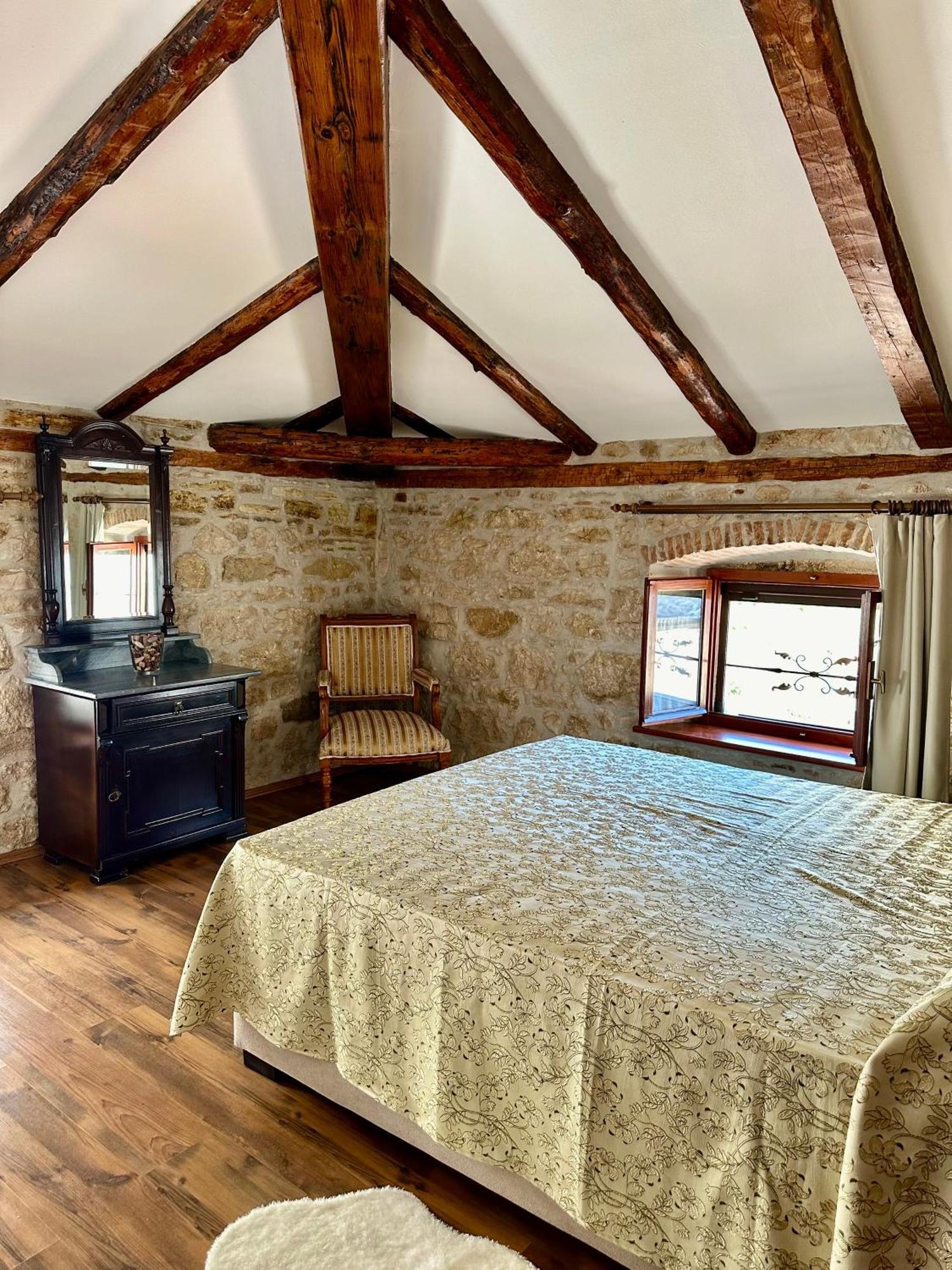 Rural Apartments Ritossa Vižinada Екстериор снимка